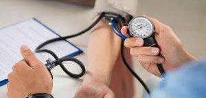 Hypertension Arterielle Frequence Mesure Symptomes Diagnostic Et Traitements
