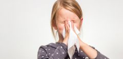 Rhume : pas de décongestionnant nasal avant l’âge de 6 ans !
