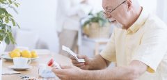 Maladie d'alzheimer: un risque aggravé de pneumonie avec les opioïdes analgésiques