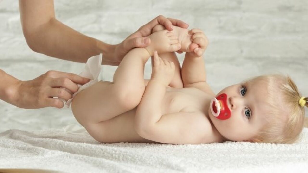 Erytheme Fessier Du Bebe Comment Le Prevenir Et Le Traiter