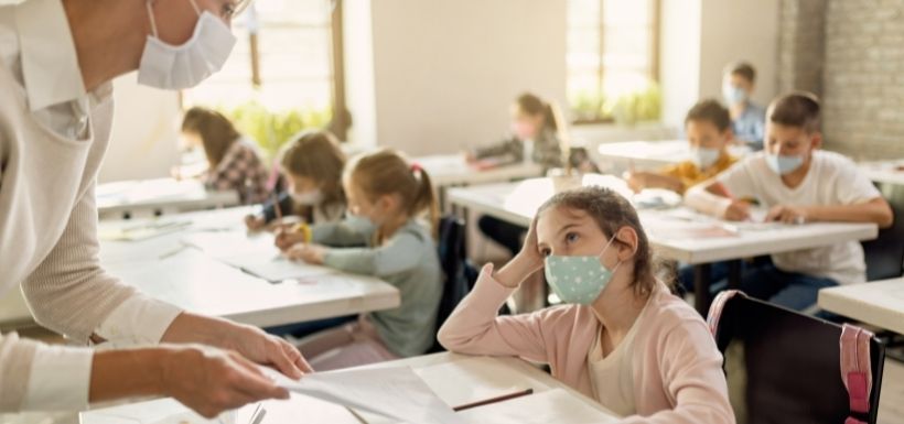 port du masque obligatoire dans les écoles 