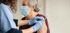 Les vaccins anti-Covid : quelle efficacité chez les plus de 50 ans ?
