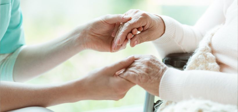 header article préparer entrée en maison de retraite Alzheimer